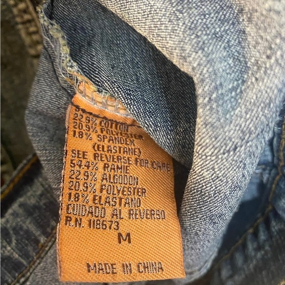 Daniel Original Design Embellished Embroidered Denim Jacket NWOT size M - Picture 7 of 9